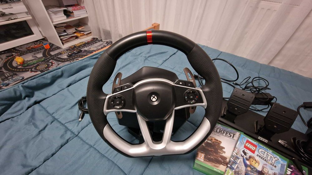 Xbox One 1Tb full box