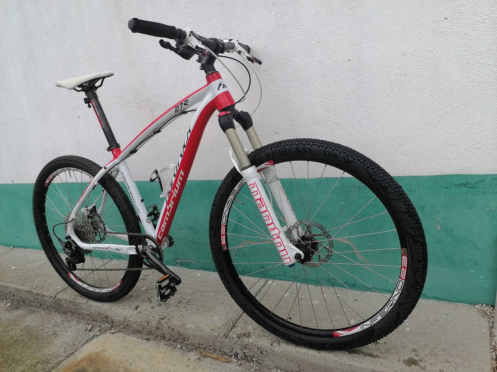 Bicicleta Hard Rock R27.5 Full Shimano 1x11 Furca AER Manitou