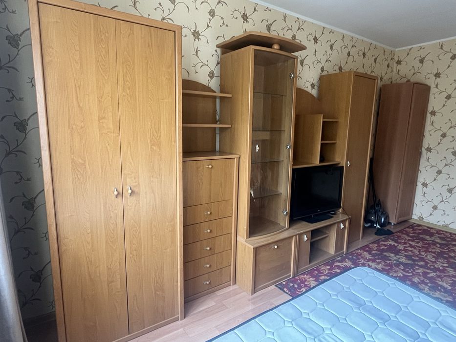 Продам стенку, шкафы