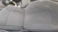 Vând scaune fata duster Airbag 34239938 fata usa  sofer