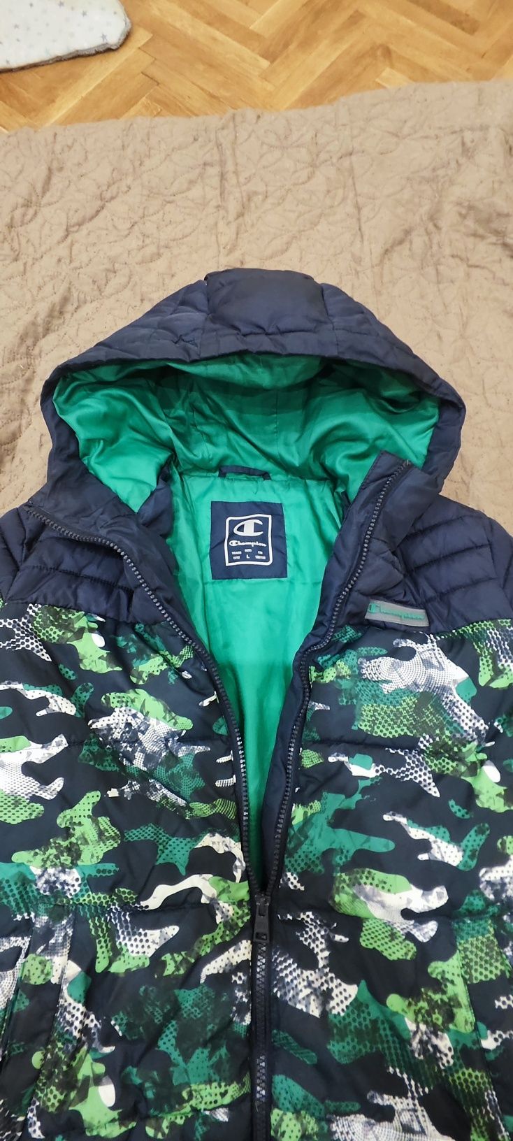 Зимно Яке Champion