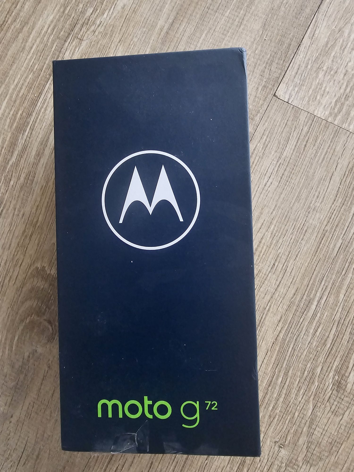 Telefon  Honor și Motorola