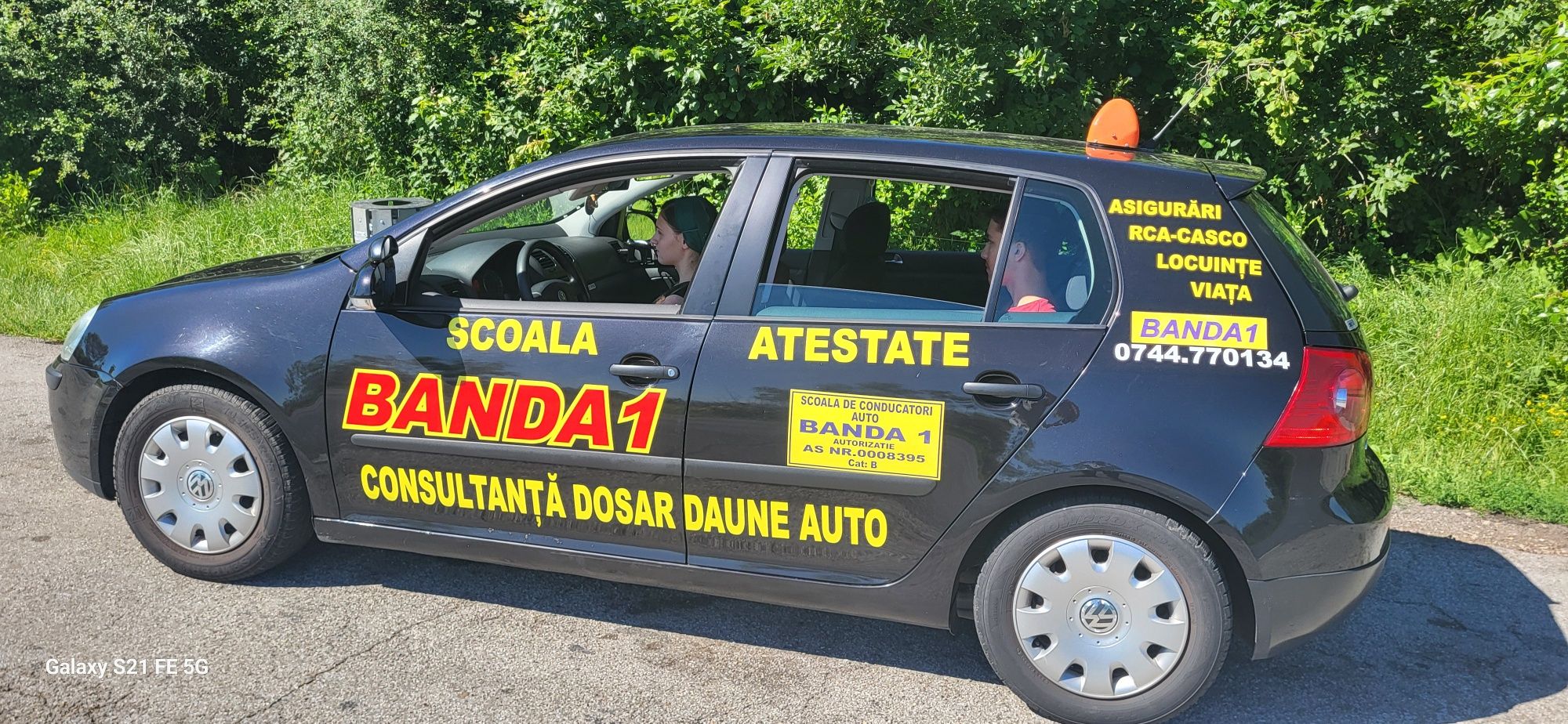 Instructor conducători auto!