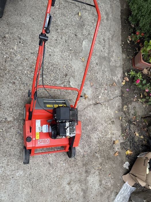 Scarificator gazon benzina si cositoare SABO profesionala