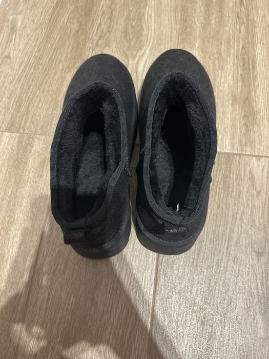 Cherni zimni botushi