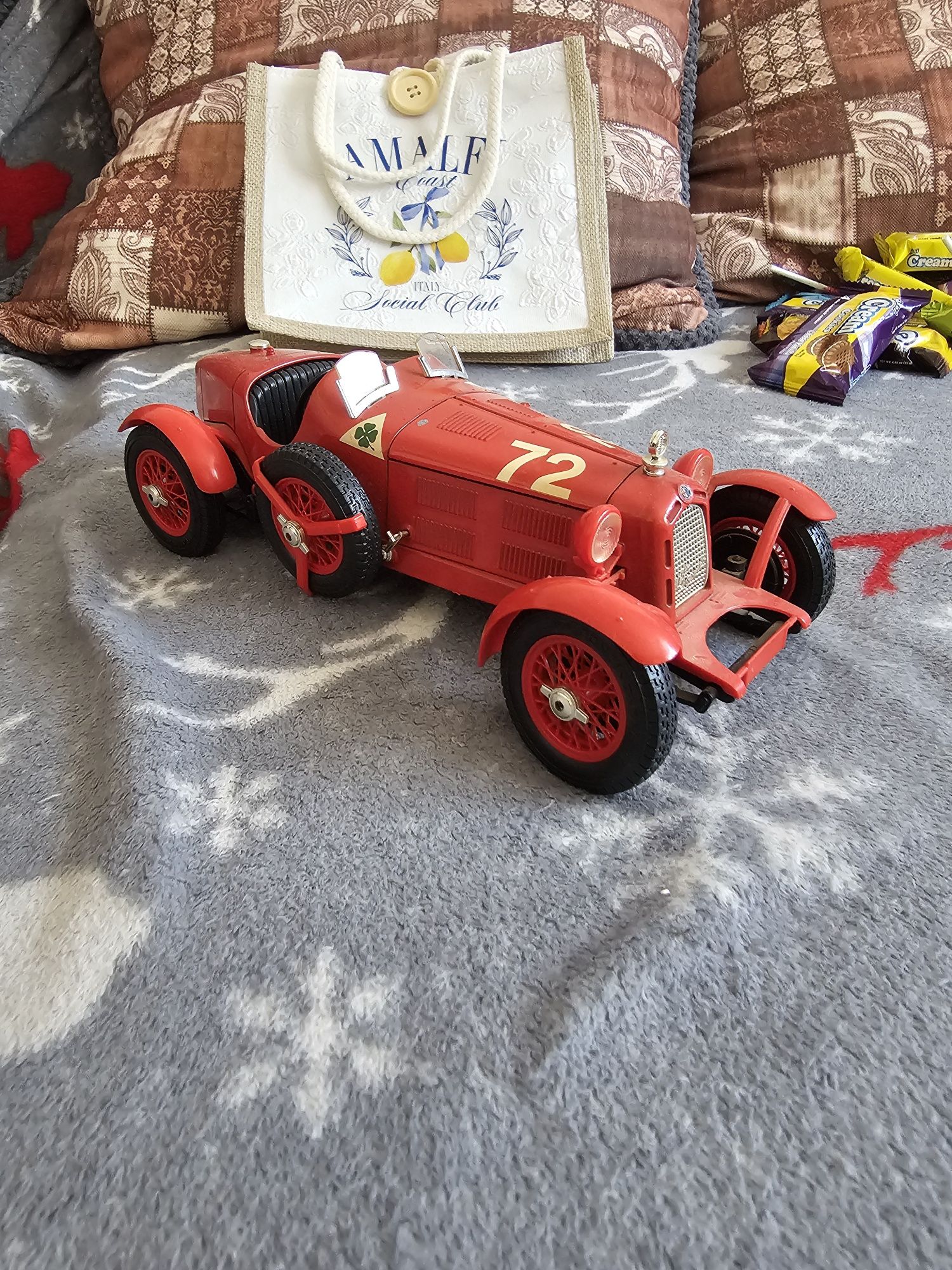 Macheta metalica alfa romeo 2300 monza scara 1:18 burago