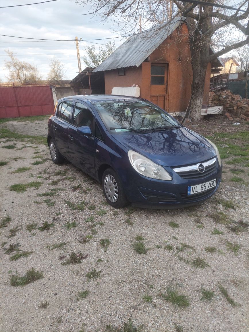 Opel corsa D 1.0