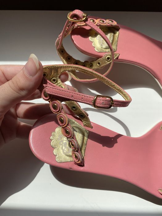 Сандали на ток fornarina