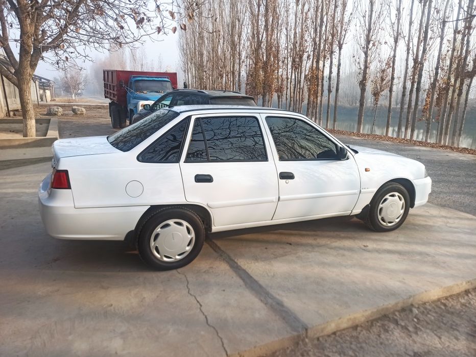 Нексия2 2009йил сонс люкс кондиор