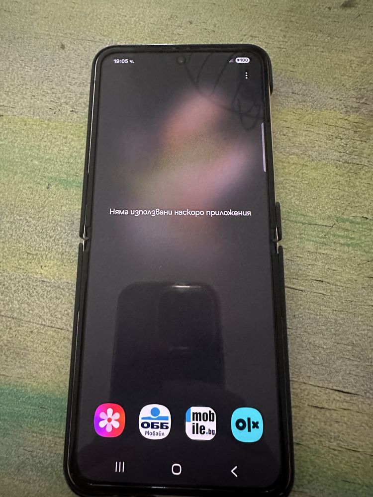 Samsung flip 4  128гб кото нов