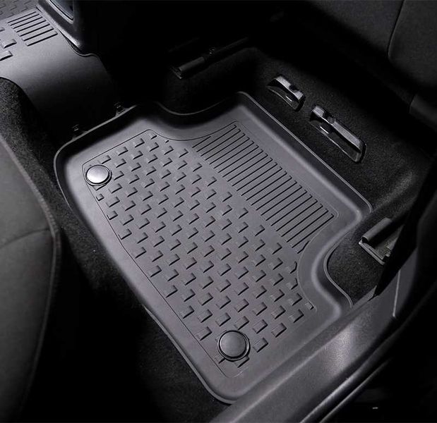 Гумени стелки за Ауди А4/ Audi A4  след 2016 год.