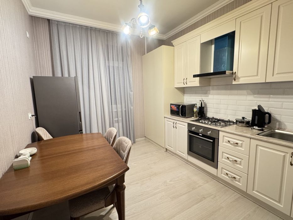 Махтумкули 117- Аренда Квартиры 2- комнатная ,6- этаж 2/6/9