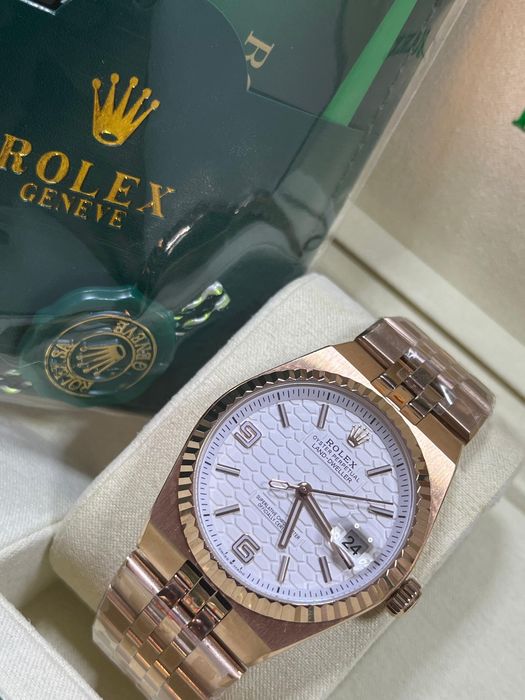 Rolex Land Dweller de damă Rose Gold (Model apărut în 2025)