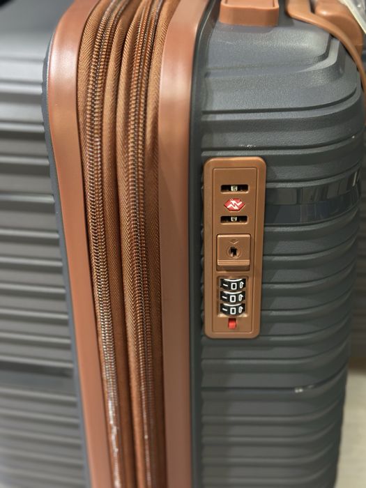 Чемоданы с съёмными колёсами