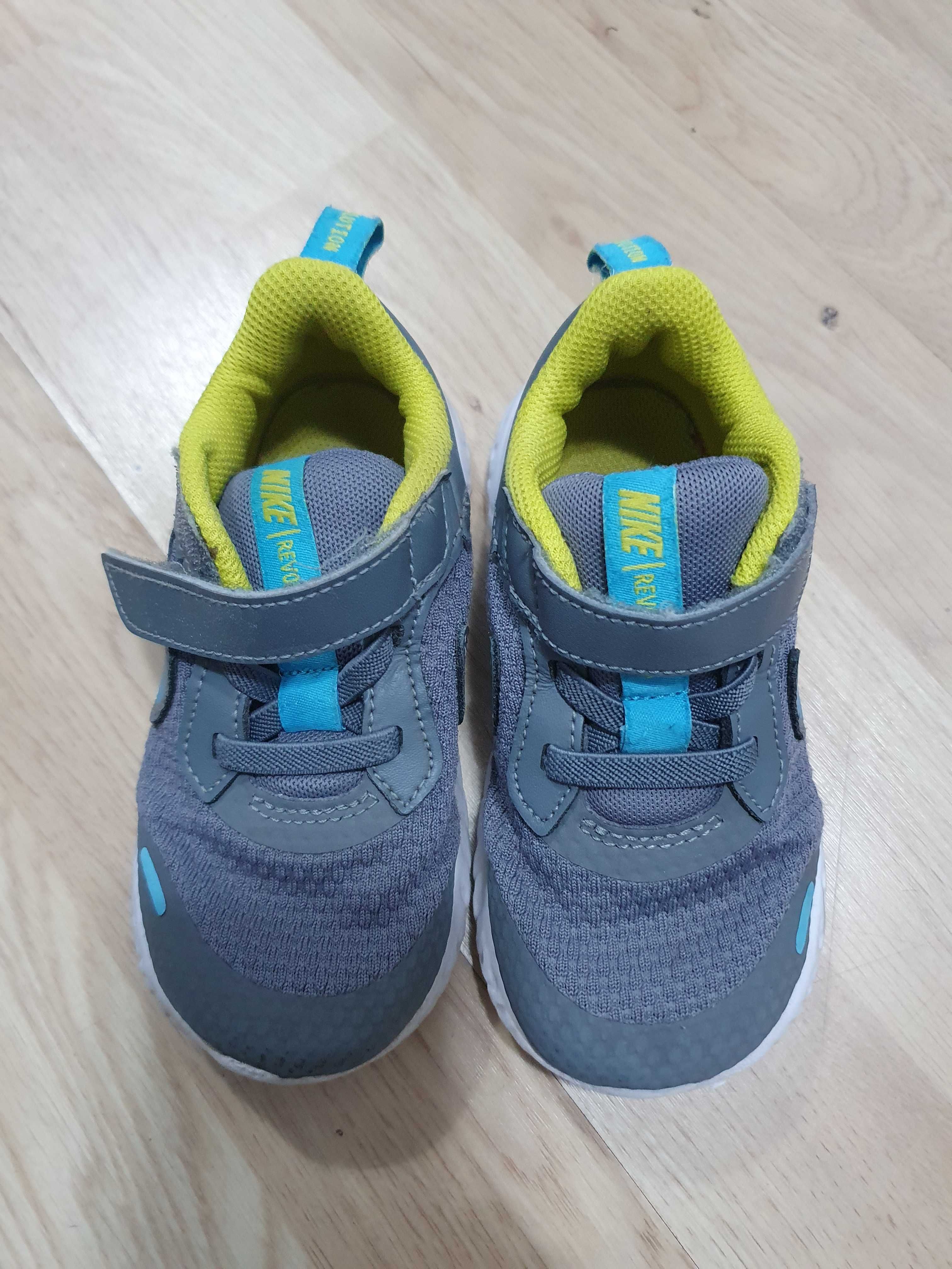 Adidasi copii Nike