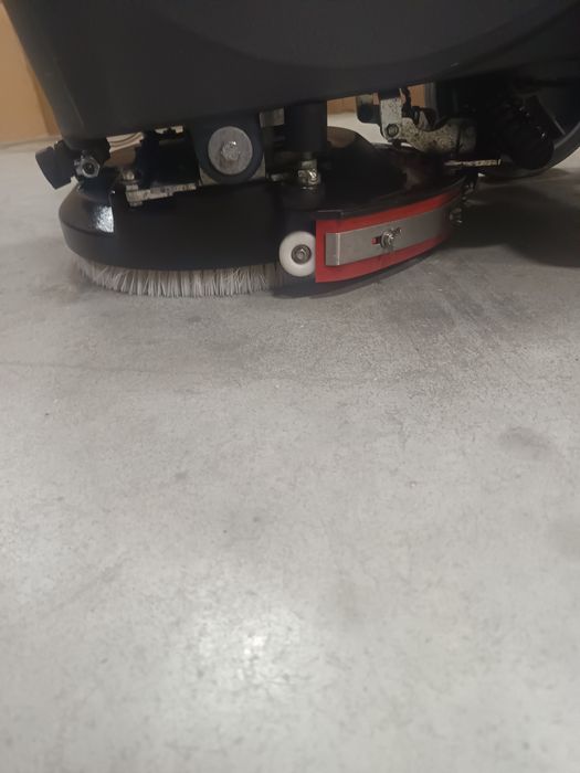 Акумулаторен подочистач BM2