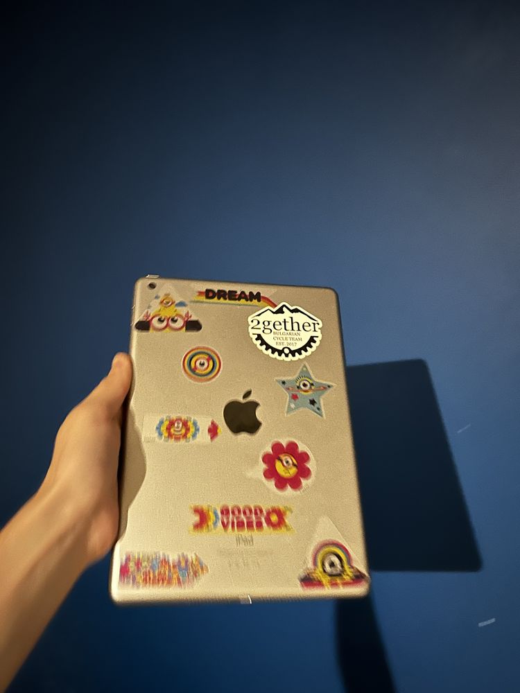 Apple Ipad 6th generation