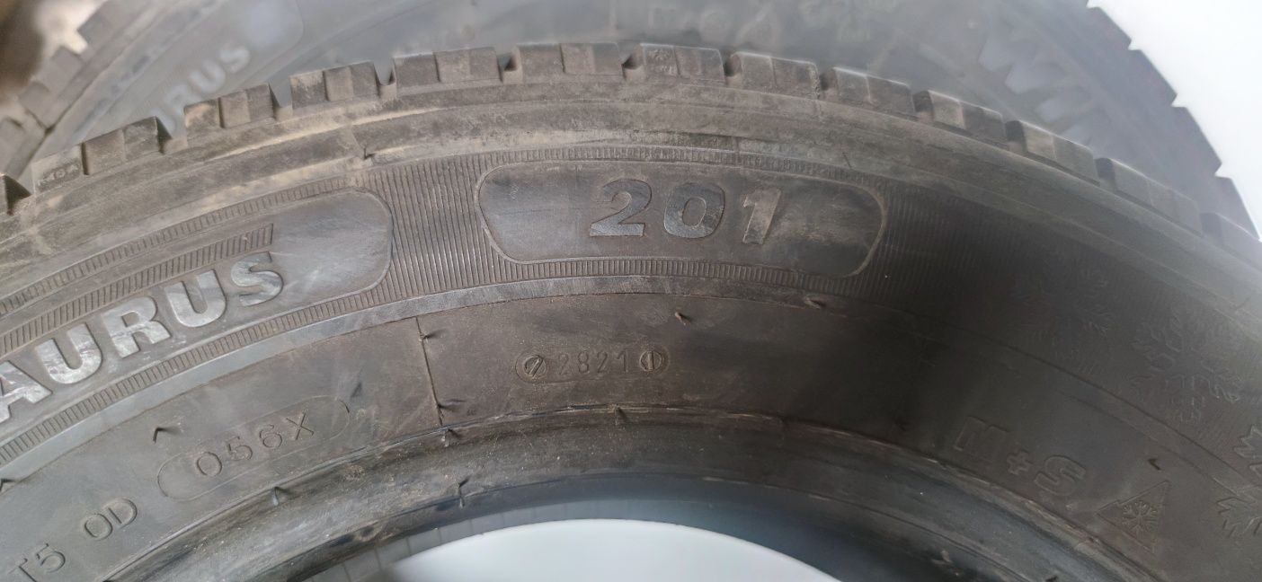 2 броя гуми 215 65 16c