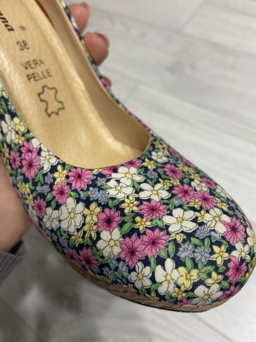 Vand pantofi Solo Donna, mărimea 38, interior piele