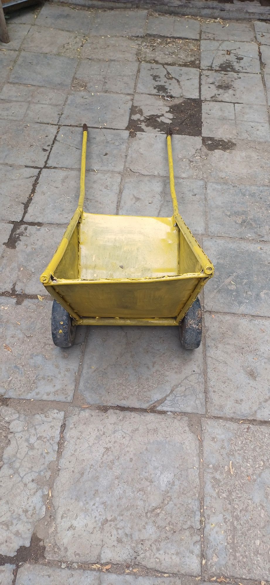 Продам тележку, тачку, удобную