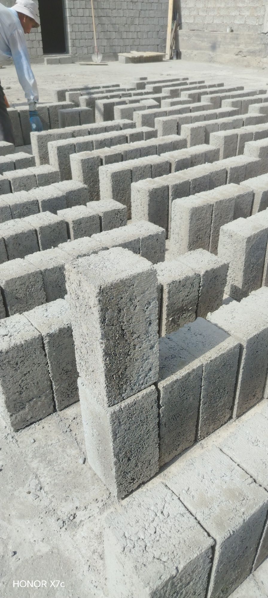 Shlaka blok Jomboy
