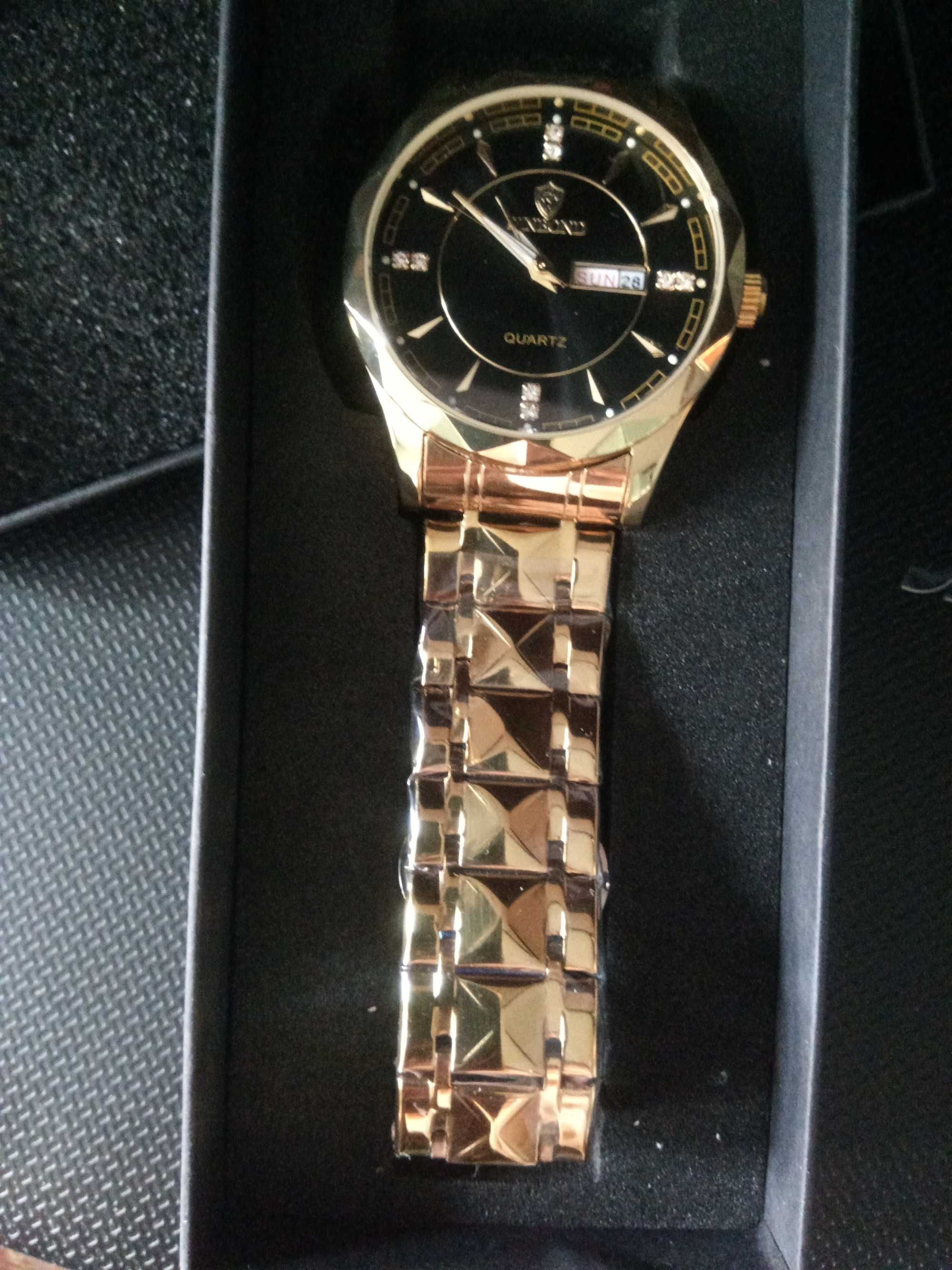 Луксозен мъжки часовник