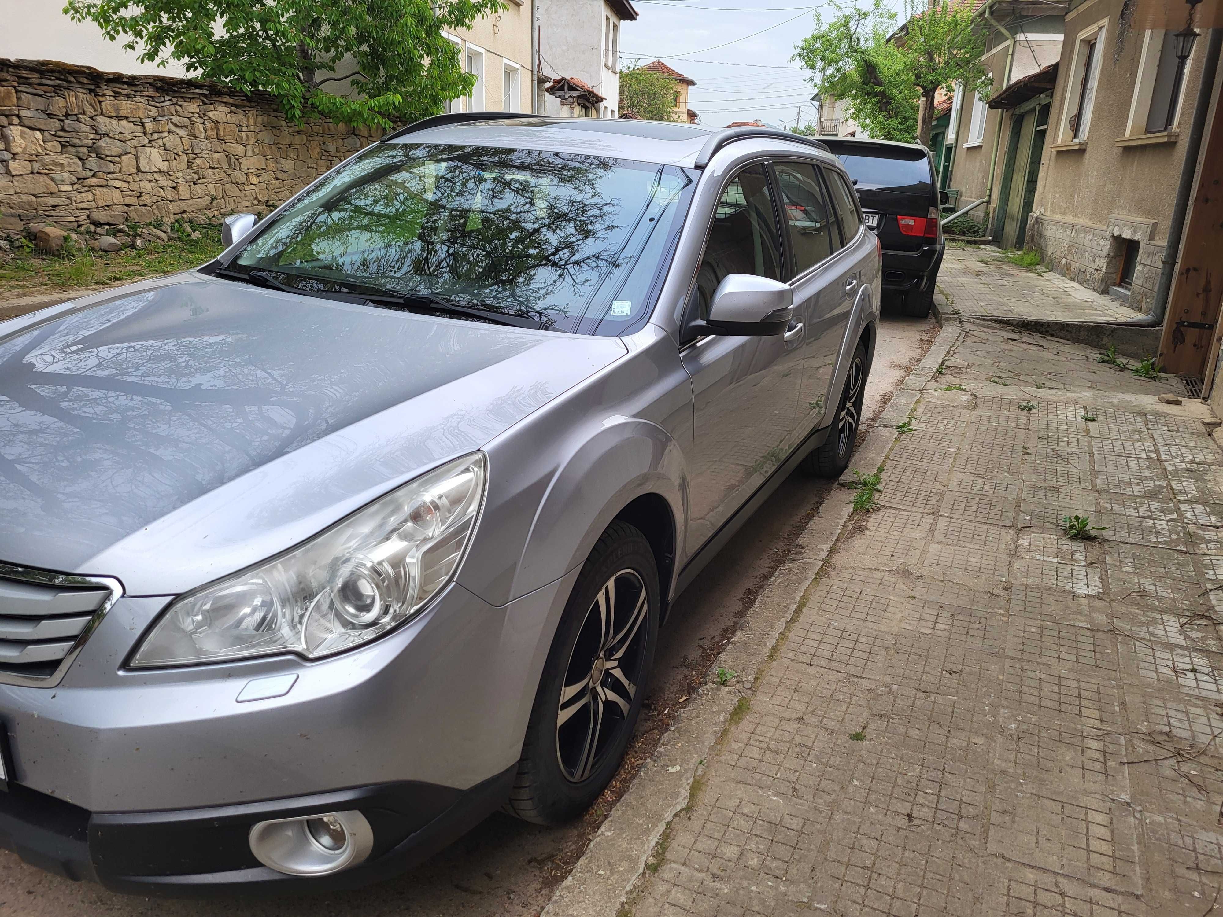 Subaru Outback 3.6 limited 2013