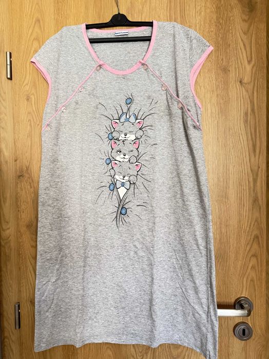 Нощници и дрехи за бременни