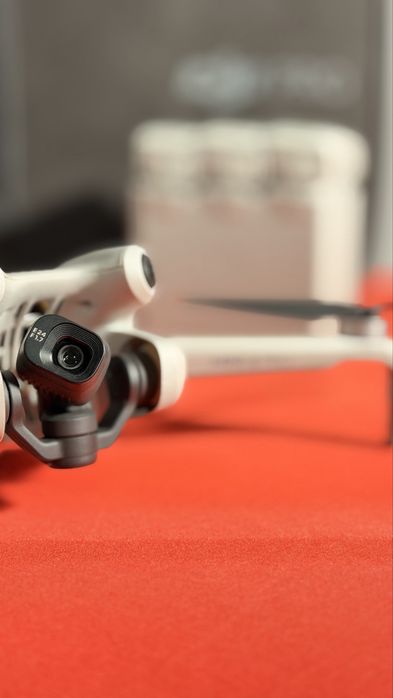 Drona DJI mini 4 pro
