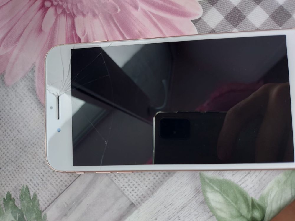 iPhone 8plus 256gb 100%akb