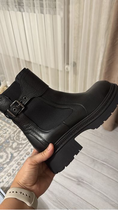 Продам челси  Ilvi кожа