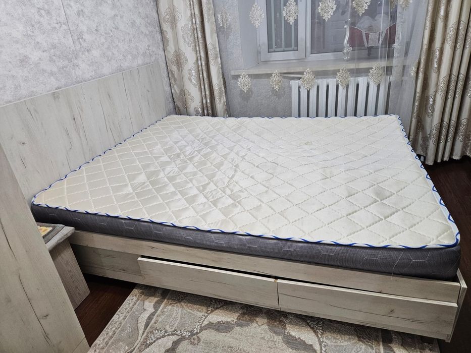 Продам кровать 2-х спальнию