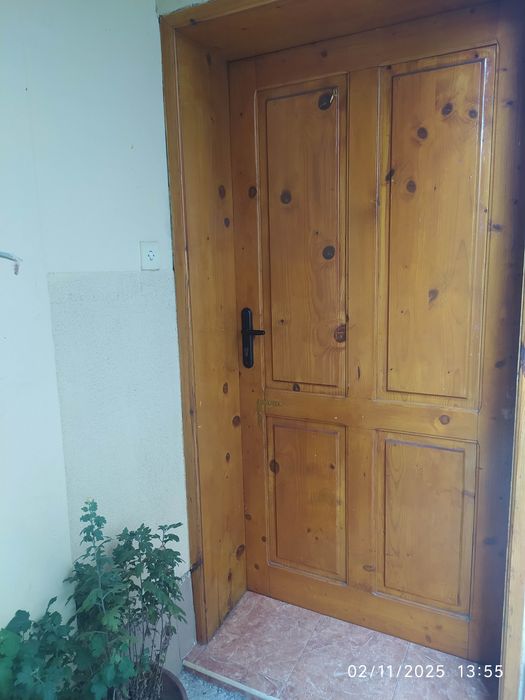 Продавам етаж от къща в Дебелец от собственик