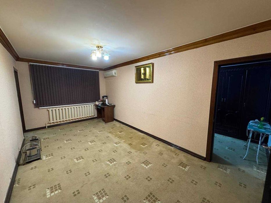 Продаётся 4х комнатная квартира с развитой инфраструктурой