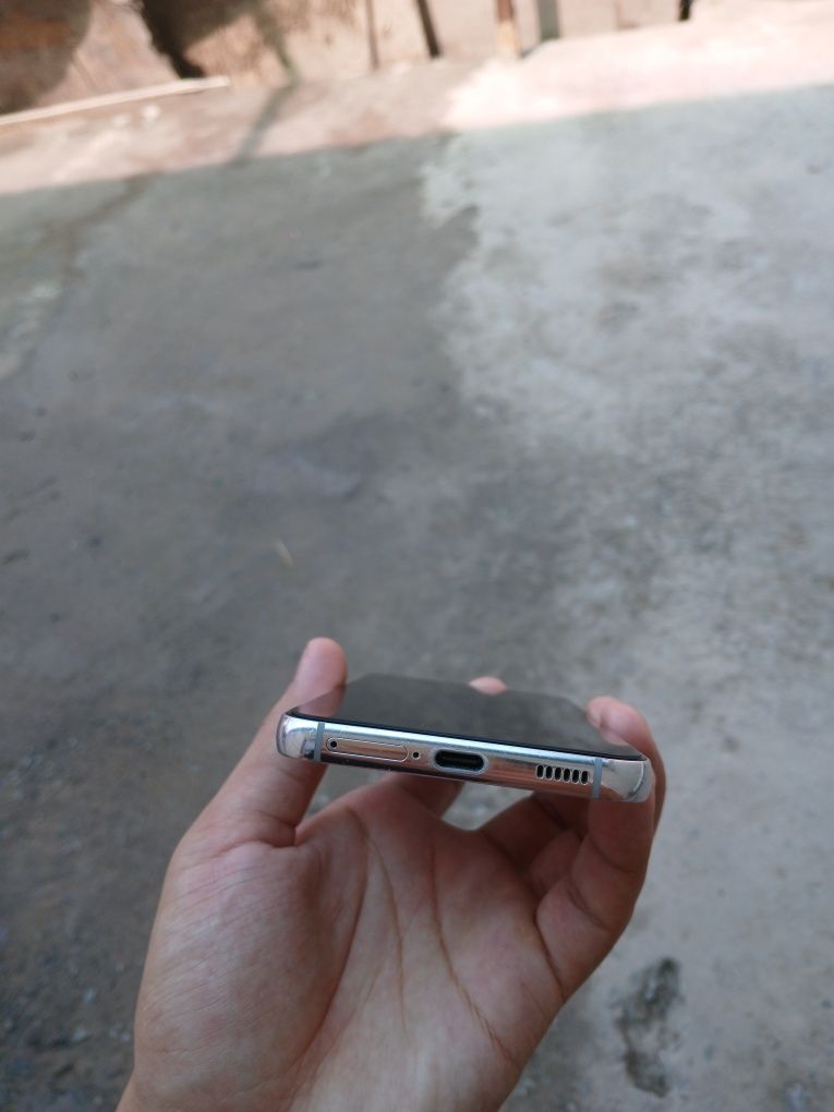 Samsung S22 Satiladi