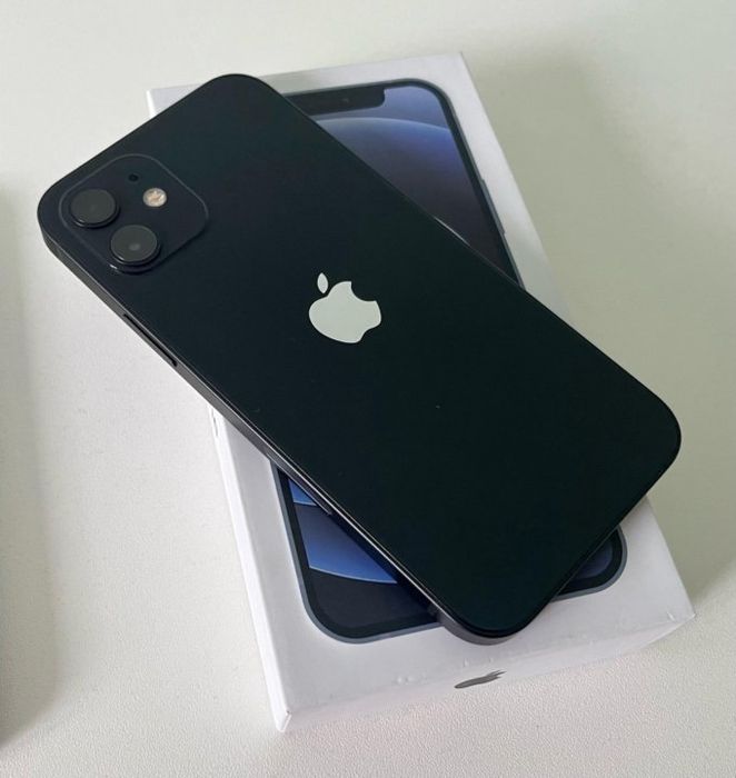 Продам iphone 12