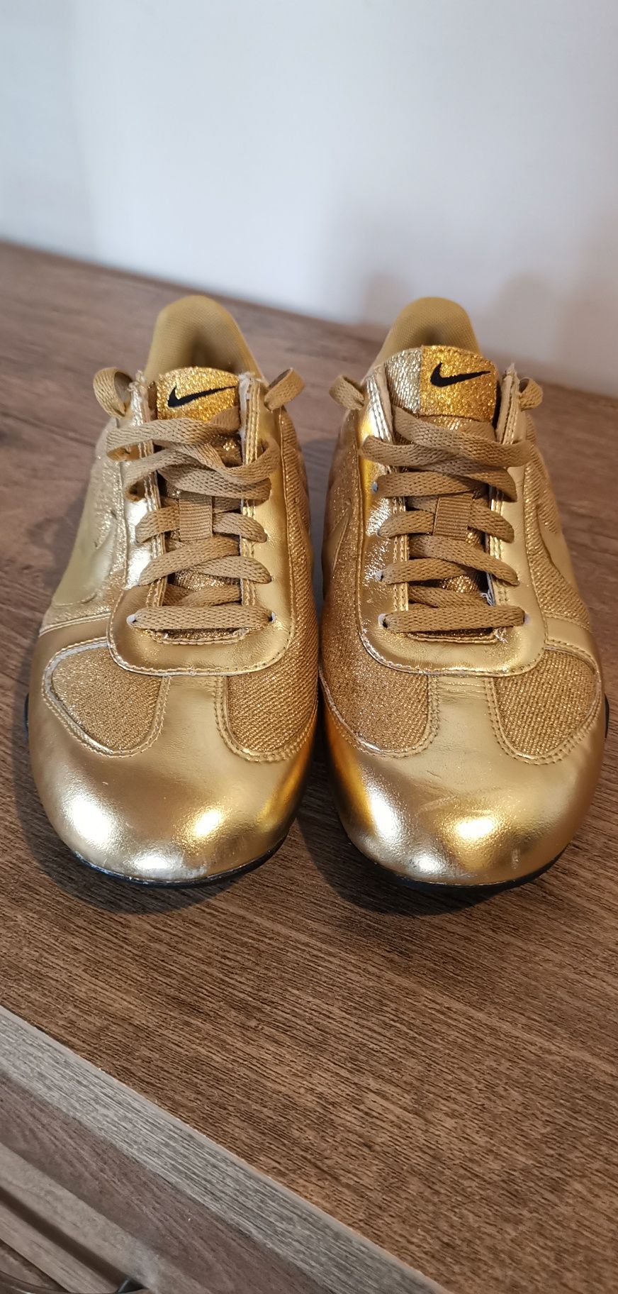 NIKE Gold Edition