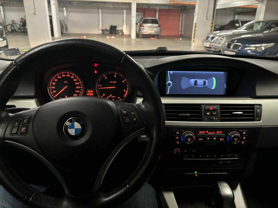 BMW 320d E90 | 2009 г. | 177 к. с. | Автоматик | Реални километри
