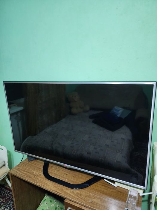 Телевизор LG, 119 см