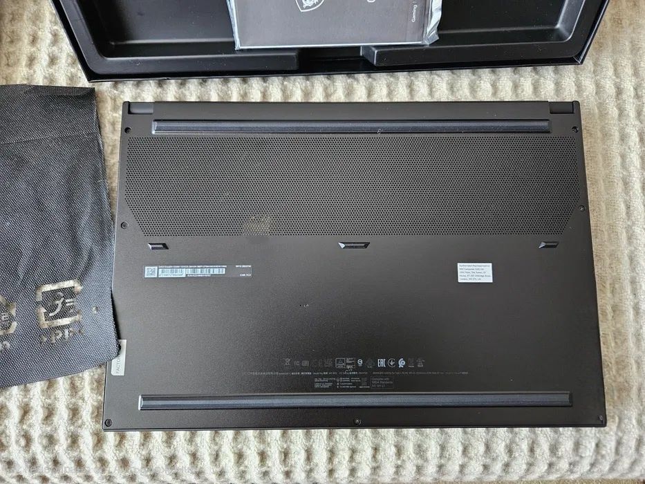 Нов лаптоп MSI Stealth GS66 12UGS