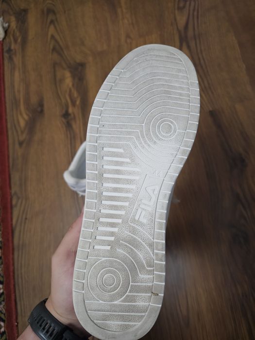 Adidași FILA mărimea 44