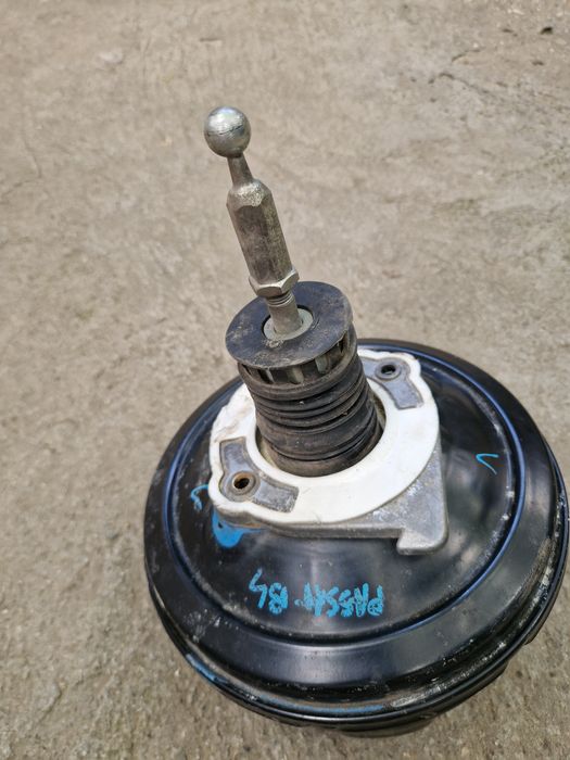 Servo frana passat b5.5