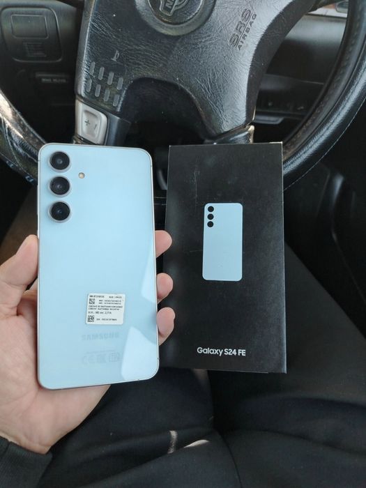 Продам Samsung s 24 fe в идеале