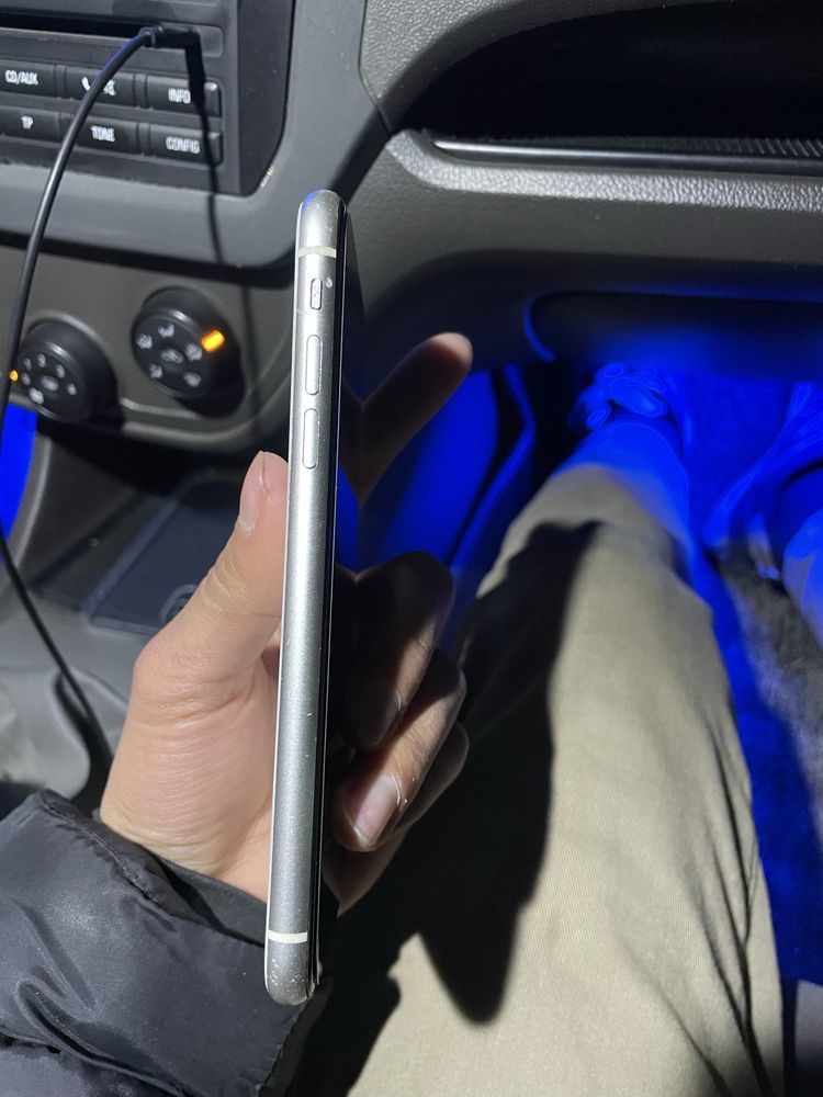 Iphone 11 srochna