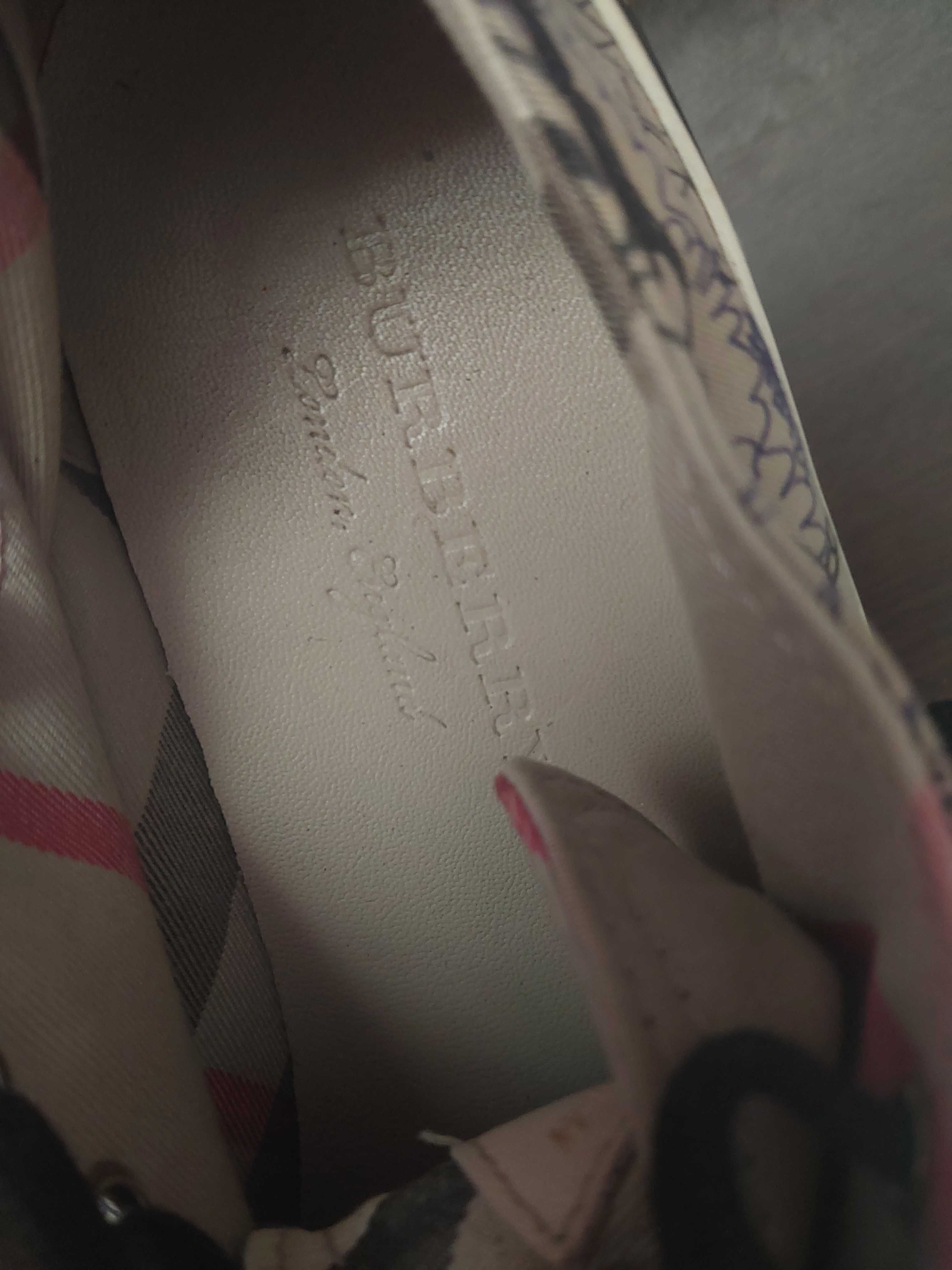 Burberry Original Size 39 Стелка 25 см.