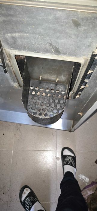Продавам вендинг машина Завуси ЛХ