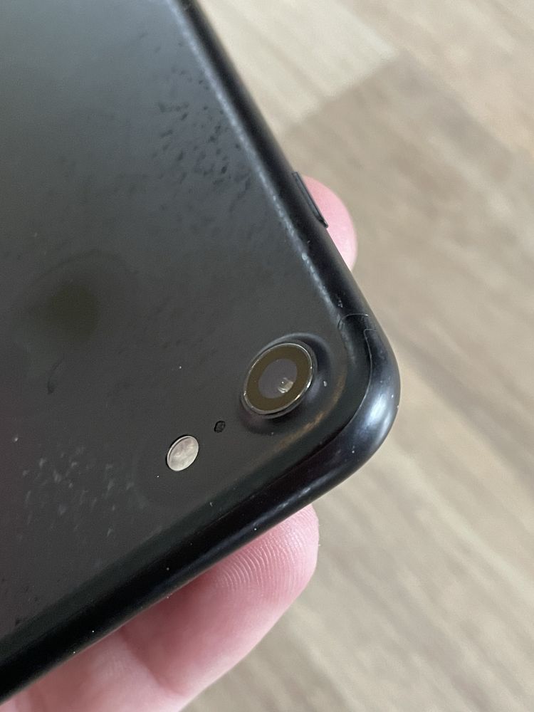 iPhone 7 128GB ОТКЛЮЧЕН