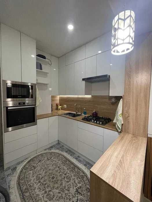 Б3 Сдаётся квартира 2/9/9 на Мирзо-Улугбекский ор-р Максим Горький KFC