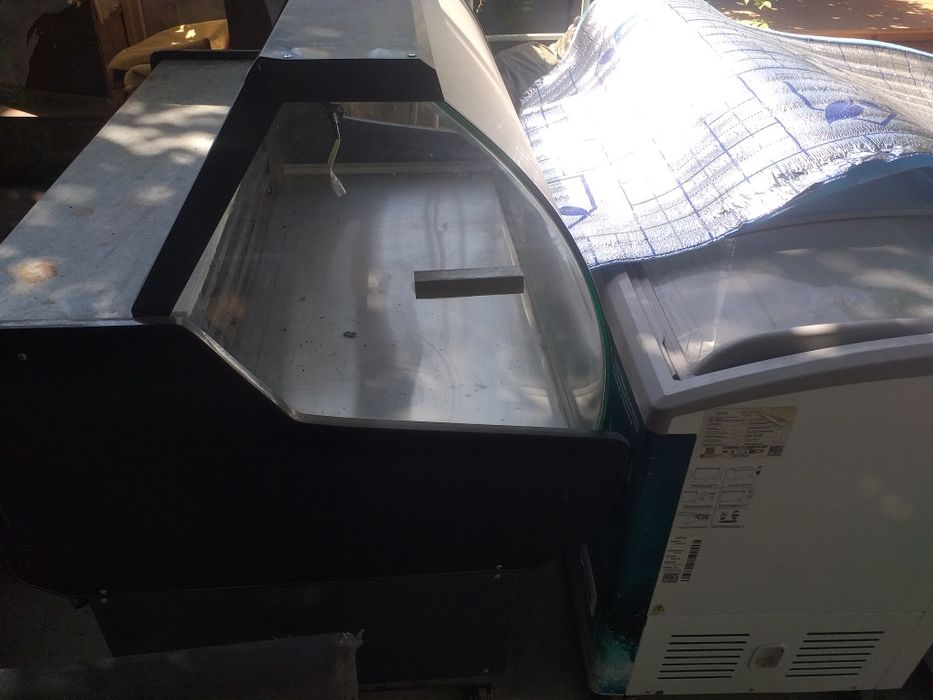 Витринные холодильники