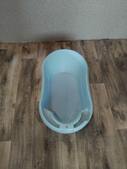 Продам детскую ванночку!